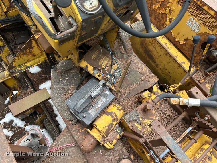 image for item DQ0691 Paver