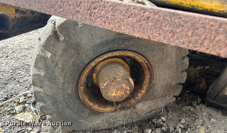 image for item DQ0691 Paver