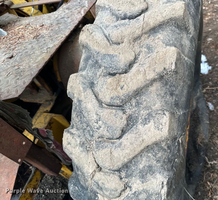 image for item DQ0691 Paver