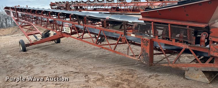 image for item DQ0692 Superior  30x80 radial stacking conveyor