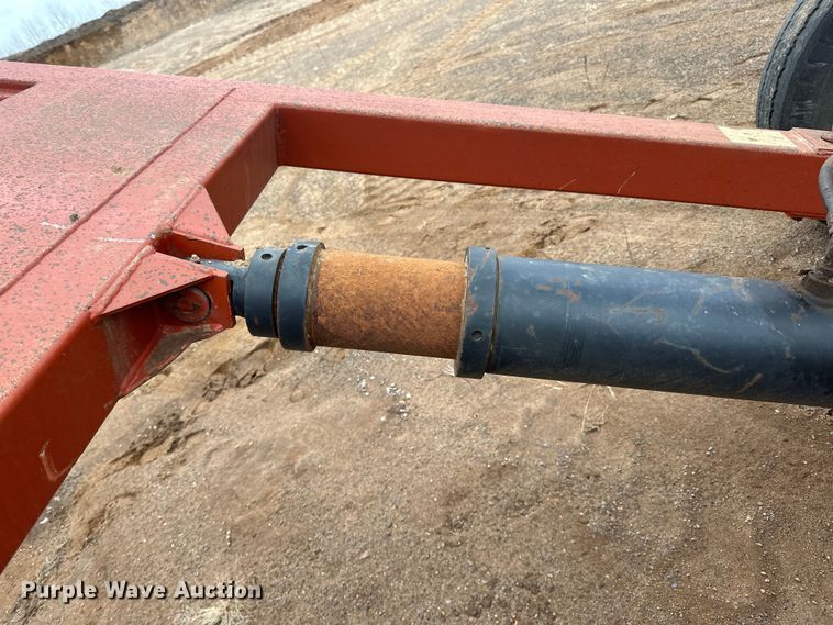 image for item DQ0692 Superior  30x80 radial stacking conveyor