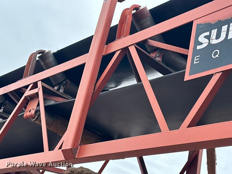 image for item DQ0692 Superior  30x80 radial stacking conveyor