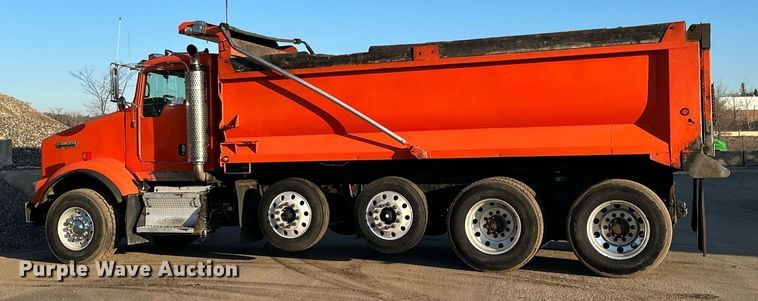 image for item DQ7414 2007 Kenworth  T800 dump truck
