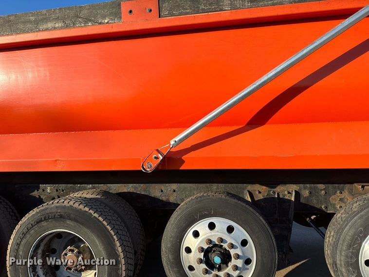 image for item DQ7414 2007 Kenworth  T800 dump truck