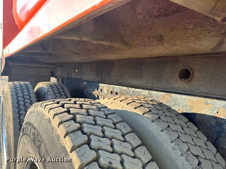 image for item DQ7414 2007 Kenworth  T800 dump truck