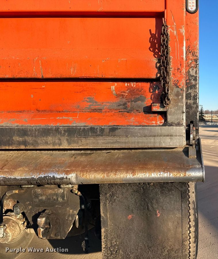 image for item DQ7414 2007 Kenworth  T800 dump truck