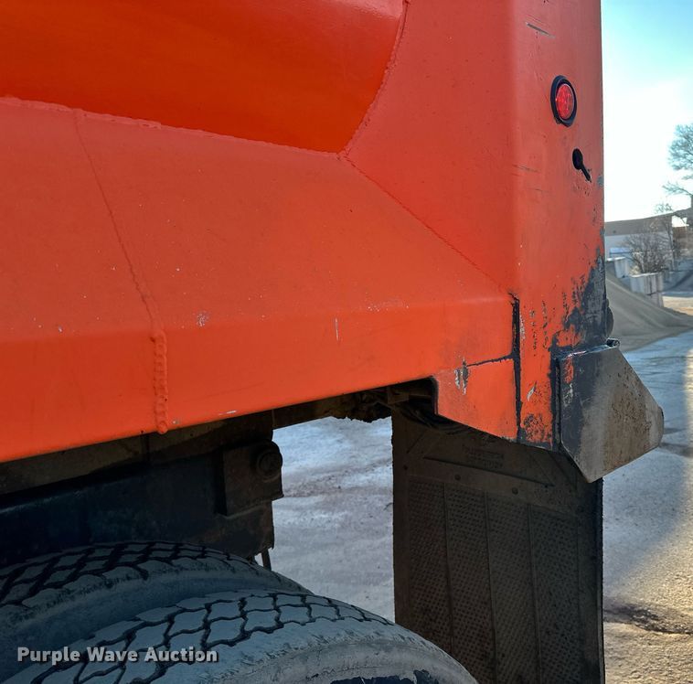 image for item DQ7414 2007 Kenworth  T800 dump truck