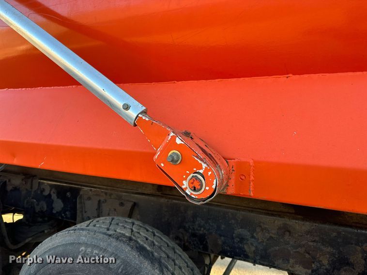 image for item DQ7414 2007 Kenworth  T800 dump truck