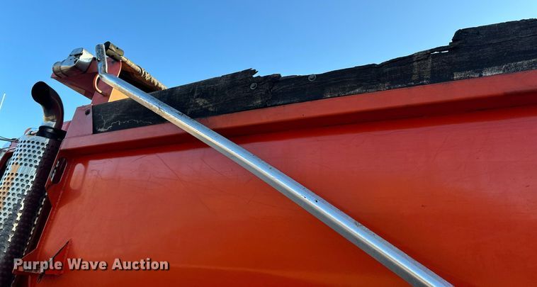 image for item DQ7414 2007 Kenworth  T800 dump truck