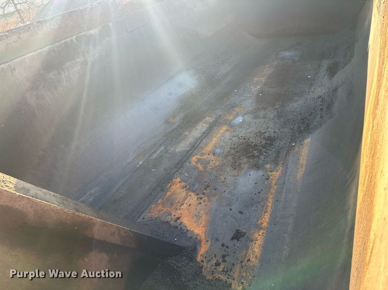 image for item DQ7414 2007 Kenworth  T800 dump truck