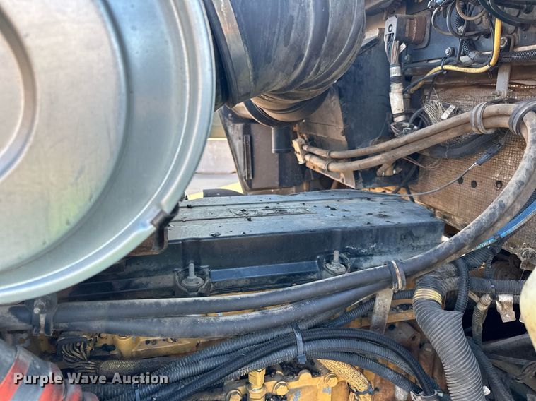 image for item DQ7414 2007 Kenworth  T800 dump truck