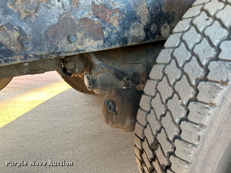 image for item DQ7414 2007 Kenworth  T800 dump truck