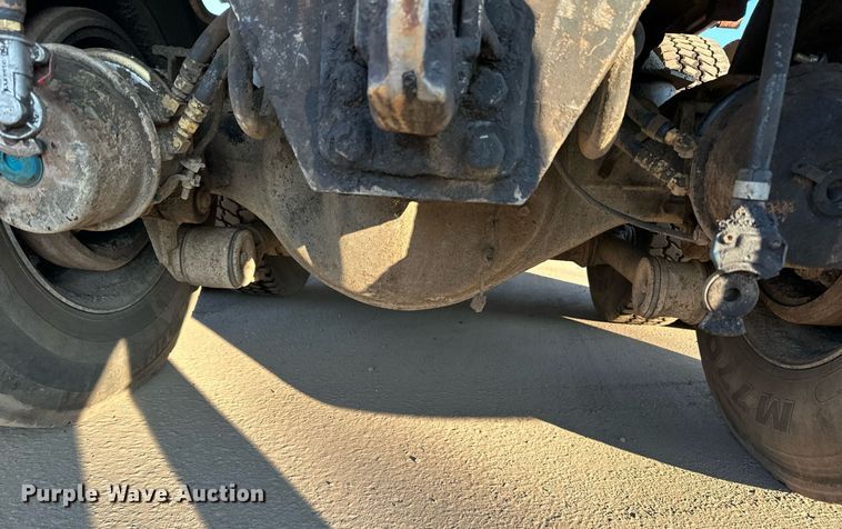 image for item DQ7414 2007 Kenworth  T800 dump truck