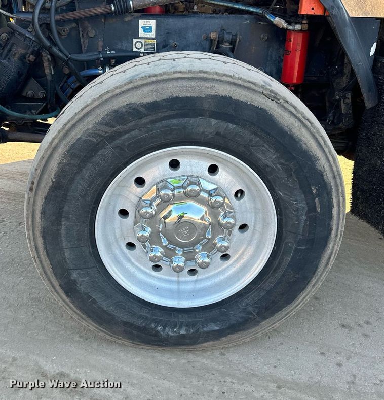 image for item DQ7414 2007 Kenworth  T800 dump truck