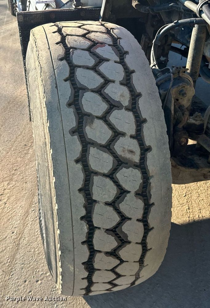 image for item DQ7414 2007 Kenworth  T800 dump truck