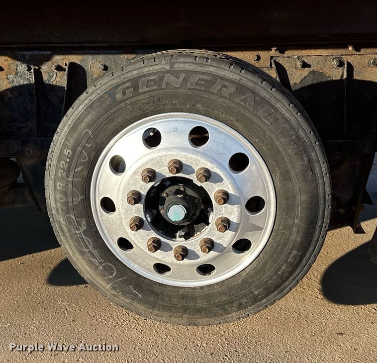 image for item DQ7414 2007 Kenworth  T800 dump truck