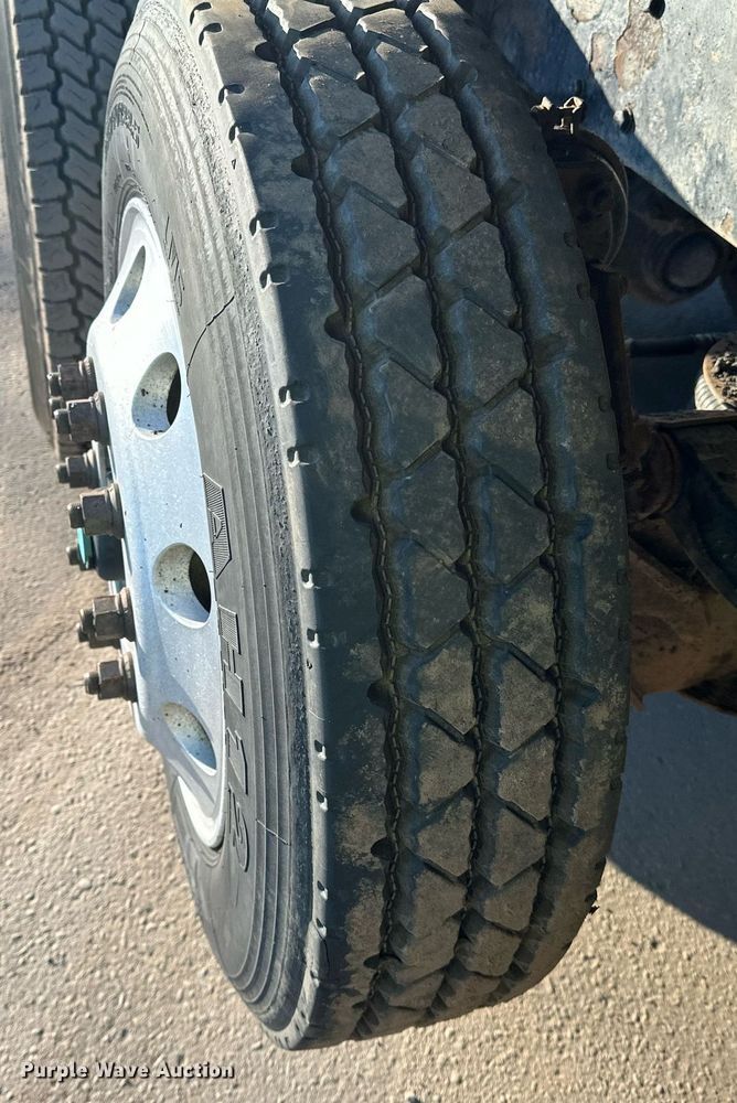 image for item DQ7414 2007 Kenworth  T800 dump truck