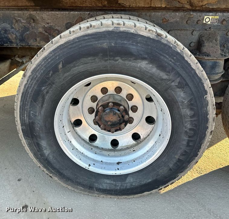 image for item DQ7414 2007 Kenworth  T800 dump truck