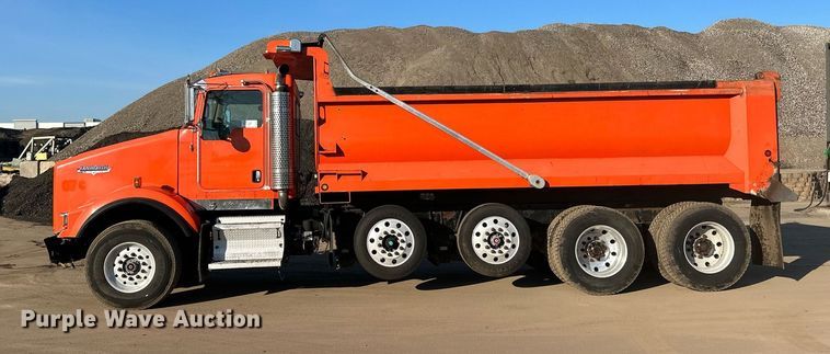image for item DQ7415 2007 Kenworth  T800 dump truck