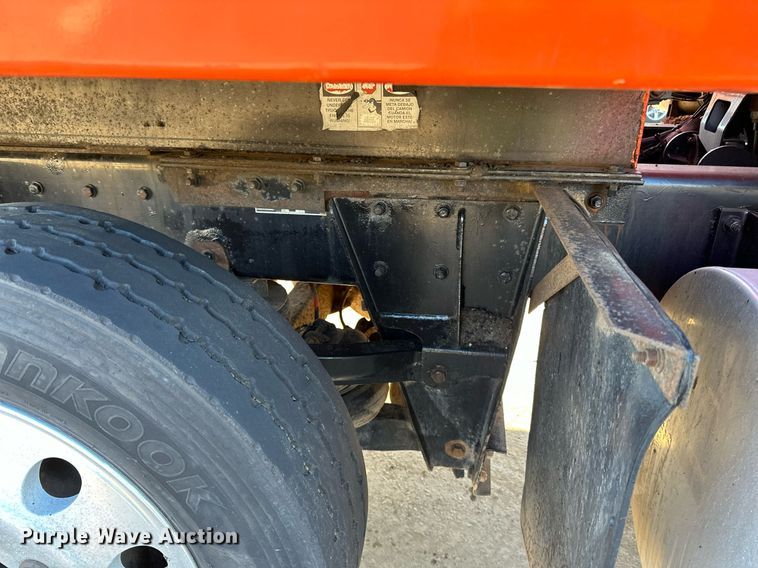 image for item DQ7415 2007 Kenworth  T800 dump truck