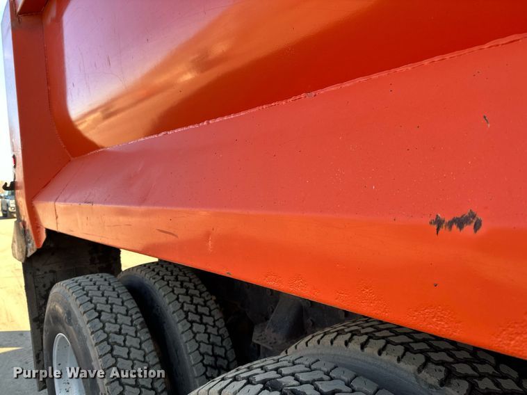 image for item DQ7415 2007 Kenworth  T800 dump truck