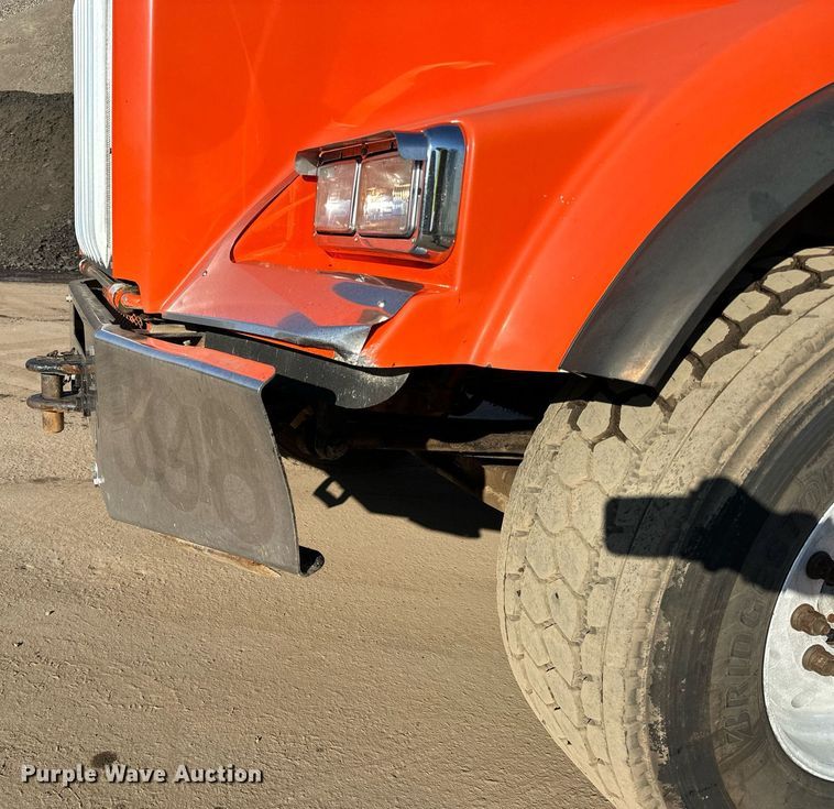 image for item DQ7415 2007 Kenworth  T800 dump truck