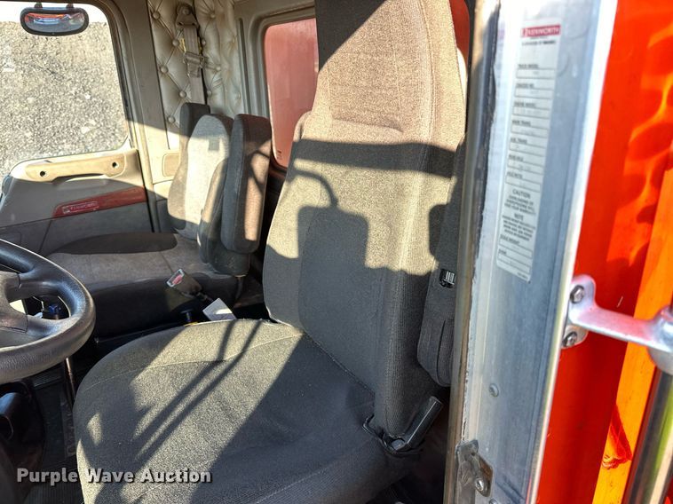 image for item DQ7415 2007 Kenworth  T800 dump truck