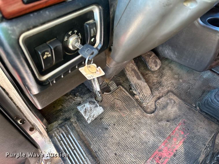 image for item DQ7415 2007 Kenworth  T800 dump truck