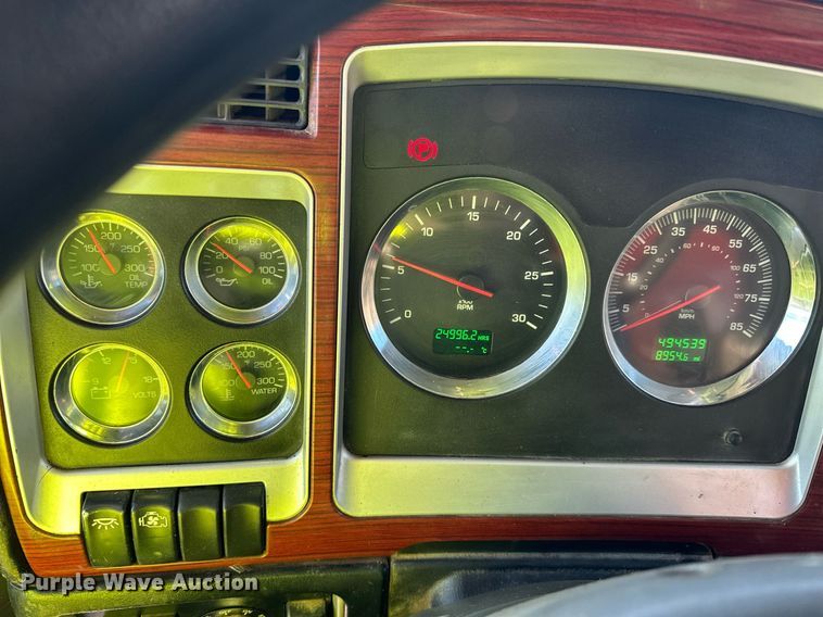 image for item DQ7415 2007 Kenworth  T800 dump truck