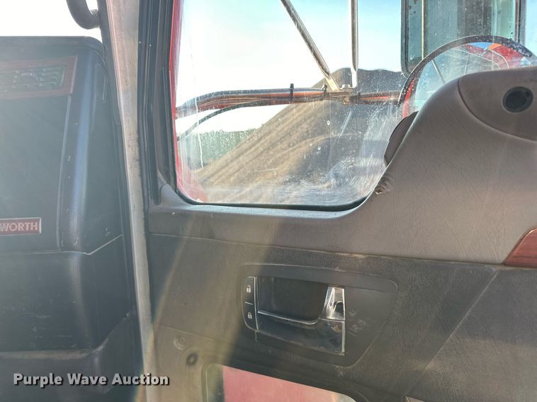 image for item DQ7415 2007 Kenworth  T800 dump truck