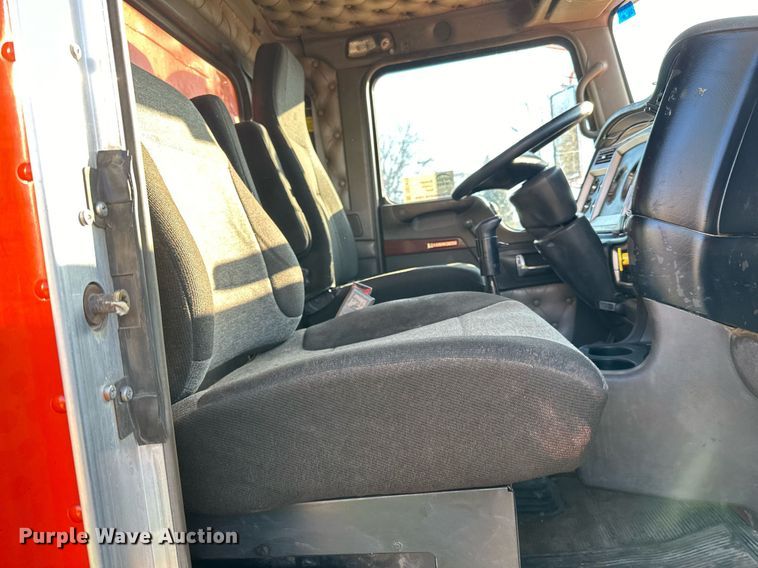 image for item DQ7415 2007 Kenworth  T800 dump truck