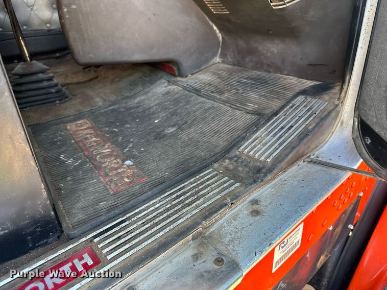 image for item DQ7415 2007 Kenworth  T800 dump truck