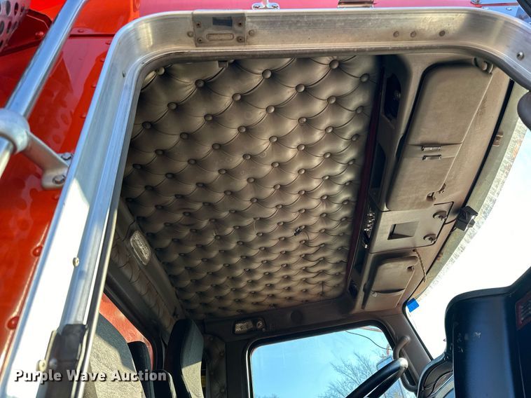 image for item DQ7415 2007 Kenworth  T800 dump truck