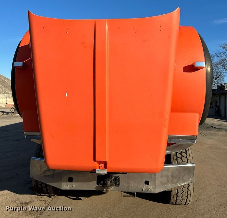 image for item DQ7415 2007 Kenworth  T800 dump truck