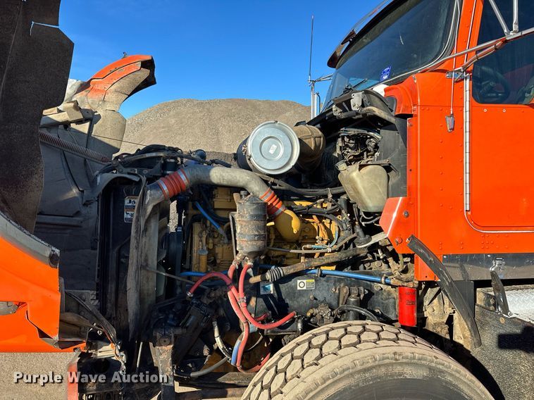 image for item DQ7415 2007 Kenworth  T800 dump truck