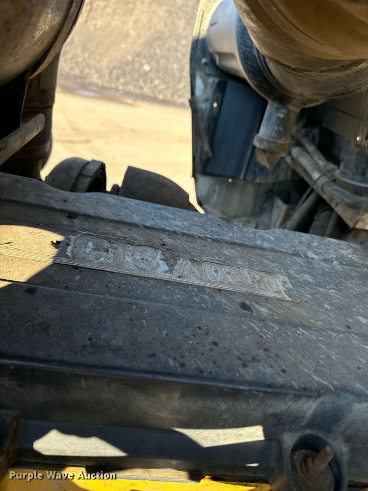 image for item DQ7415 2007 Kenworth  T800 dump truck