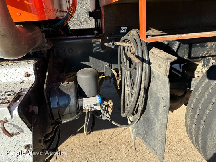 image for item DQ7415 2007 Kenworth  T800 dump truck