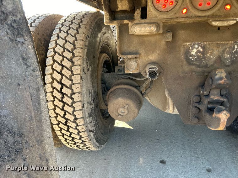 image for item DQ7415 2007 Kenworth  T800 dump truck