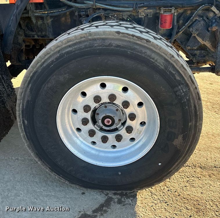 image for item DQ7415 2007 Kenworth  T800 dump truck