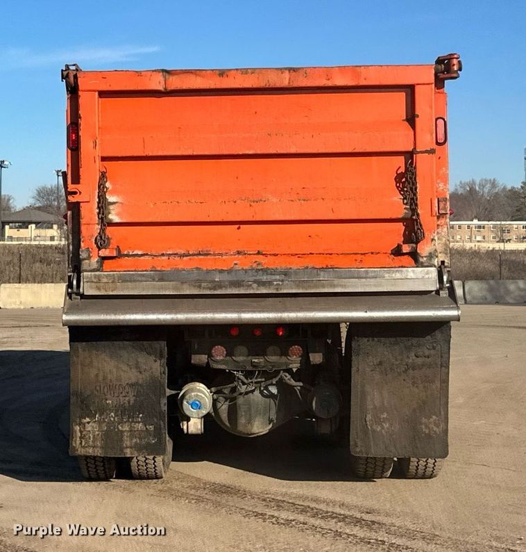 image for item DQ7416 2007 Kenworth  T800 dump truck