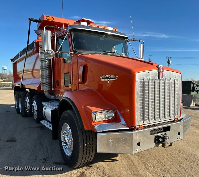 image for item DQ7416 2007 Kenworth  T800 dump truck