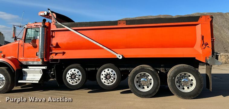 image for item DQ7416 2007 Kenworth  T800 dump truck