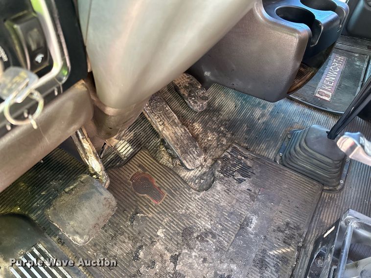 image for item DQ7416 2007 Kenworth  T800 dump truck