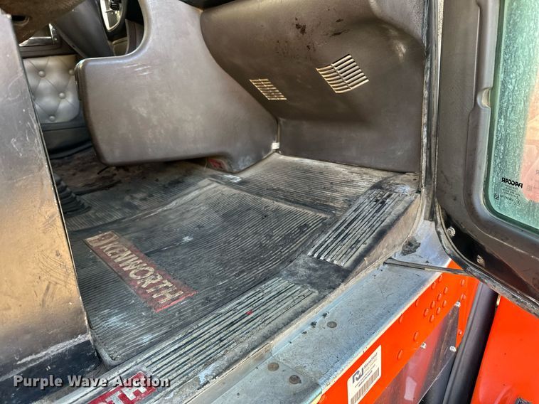 image for item DQ7416 2007 Kenworth  T800 dump truck