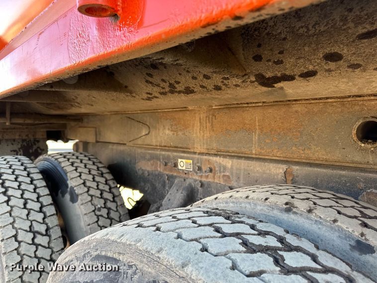 image for item DQ7416 2007 Kenworth  T800 dump truck