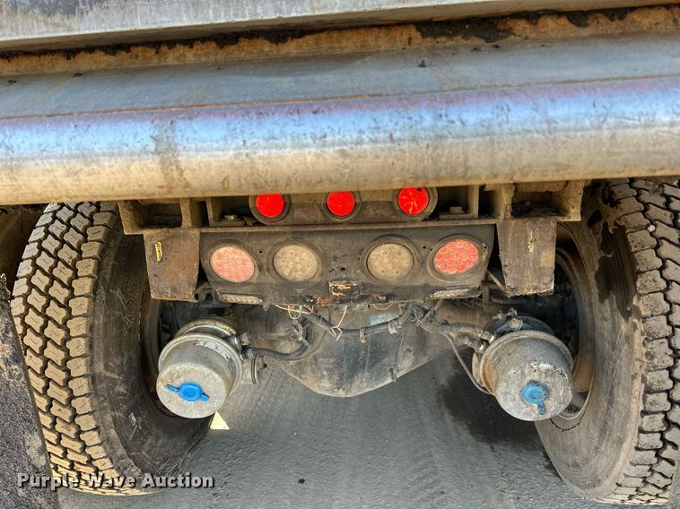 image for item DQ7416 2007 Kenworth  T800 dump truck