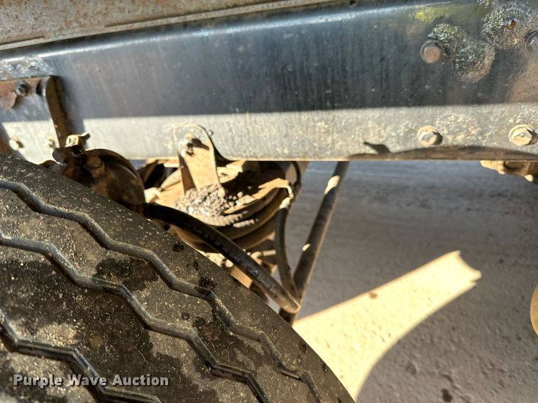 image for item DQ7416 2007 Kenworth  T800 dump truck