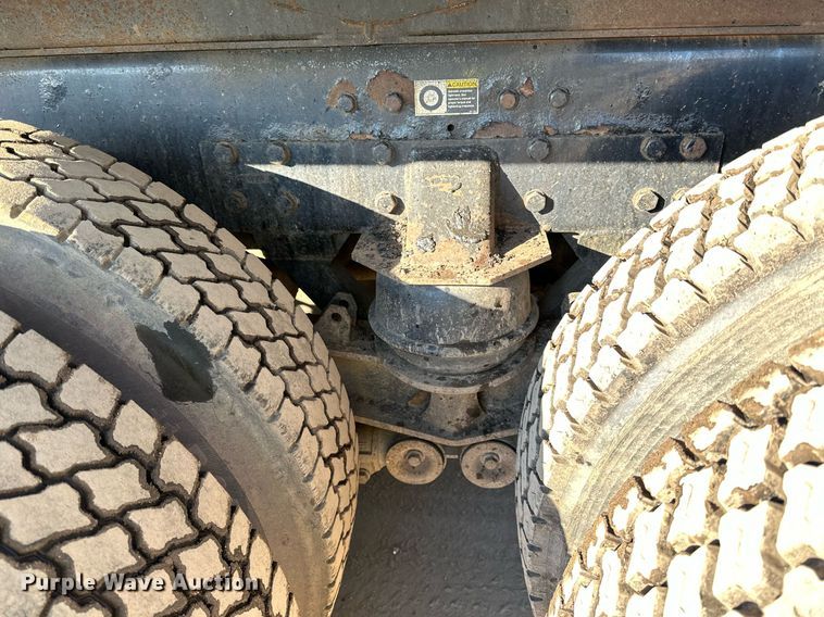 image for item DQ7416 2007 Kenworth  T800 dump truck