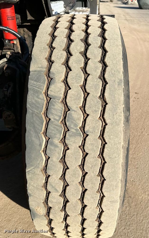 image for item DQ7416 2007 Kenworth  T800 dump truck