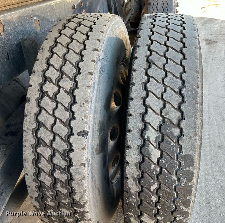 image for item DQ7416 2007 Kenworth  T800 dump truck